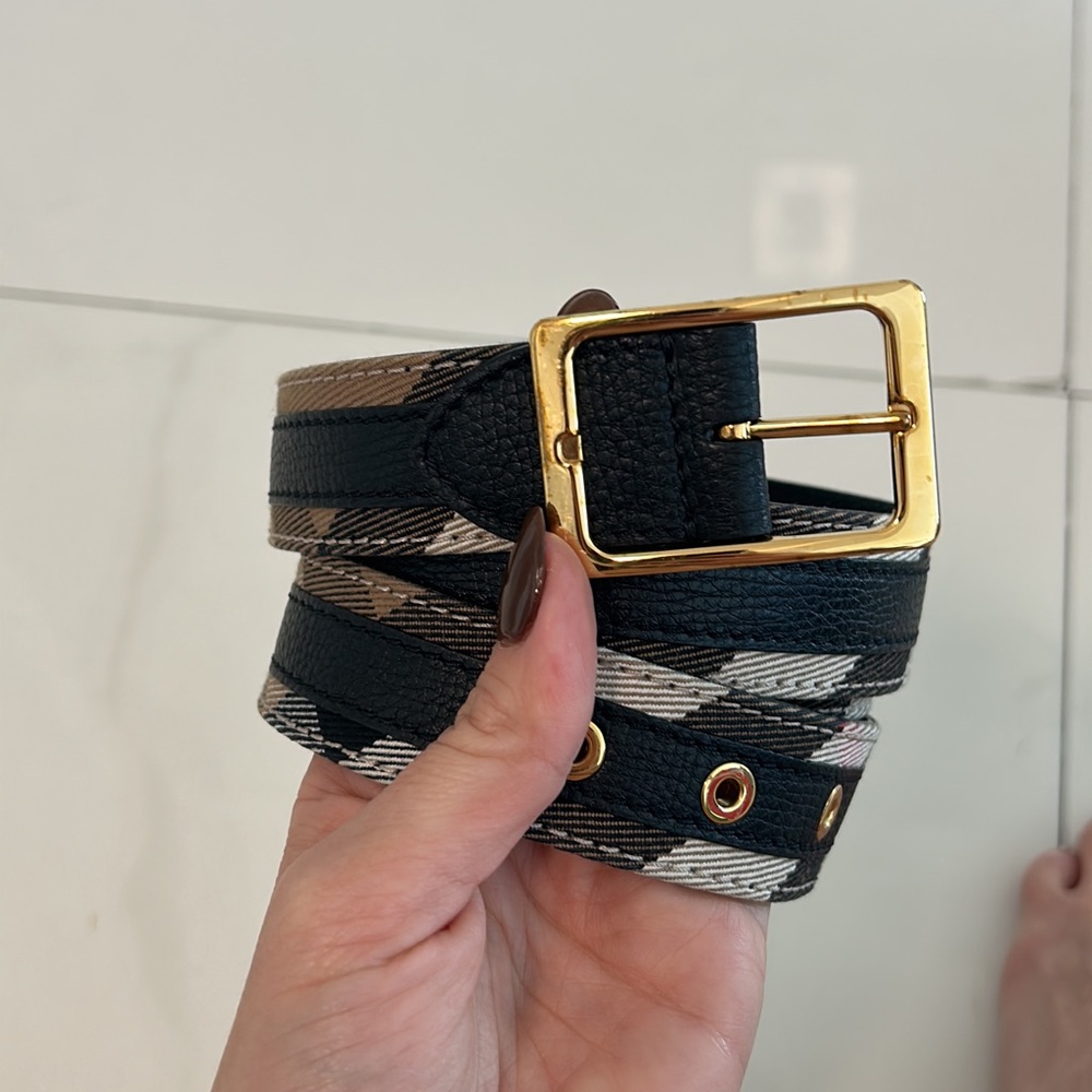 Burberry woman’s belt
